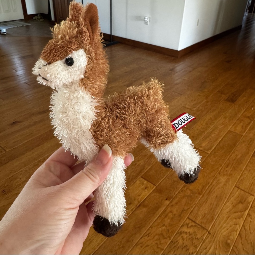 Douglas Cuddle Toy Lena Llama 7” Plush Stuffed Standing Farm Animal